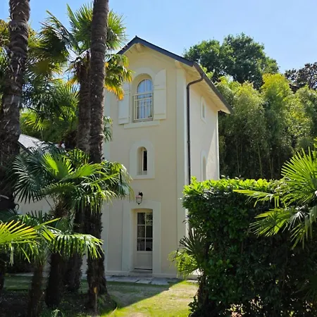 Chateau Belle Epoque - Chambres D'Hotes & Gites Linxe Exterior photo